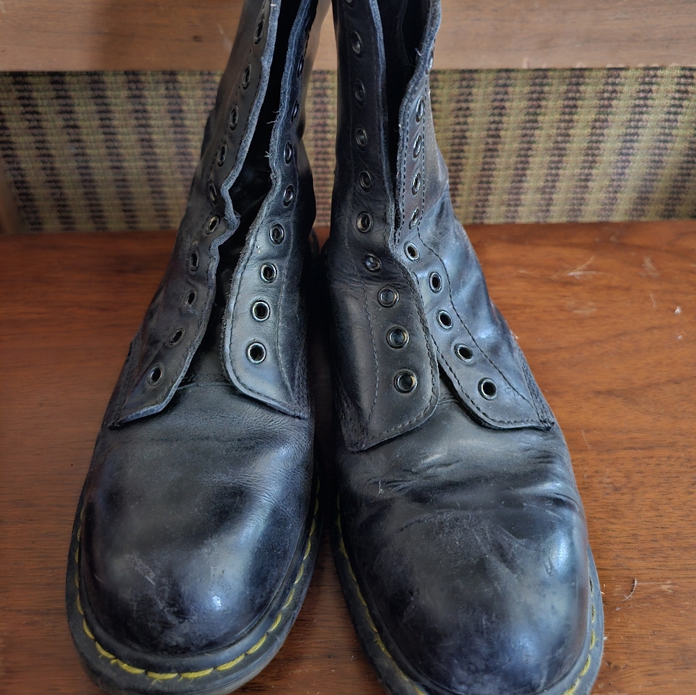 Doc marten steel toe boot